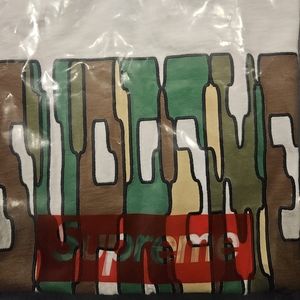 Supreme t shirt S